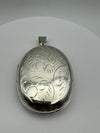 Vintage Large Oval Locket Foliate Etched Scroll Design 16g Sterling Silver 925